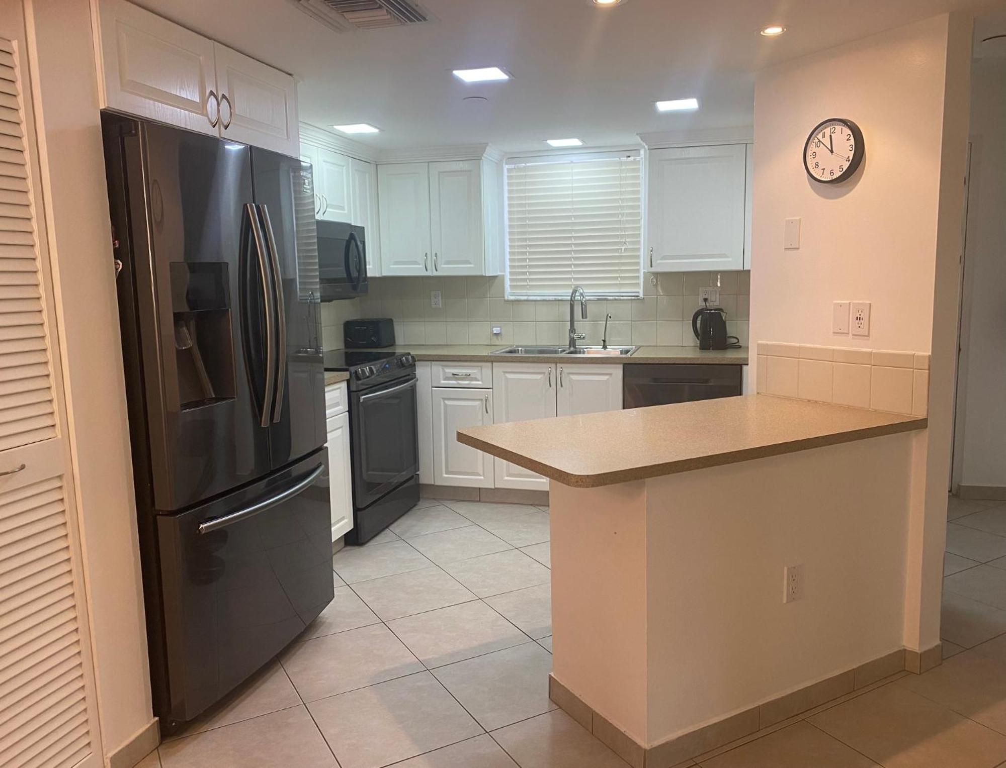Le Frontenac Villa Sunny Isles Beach Buitenkant foto