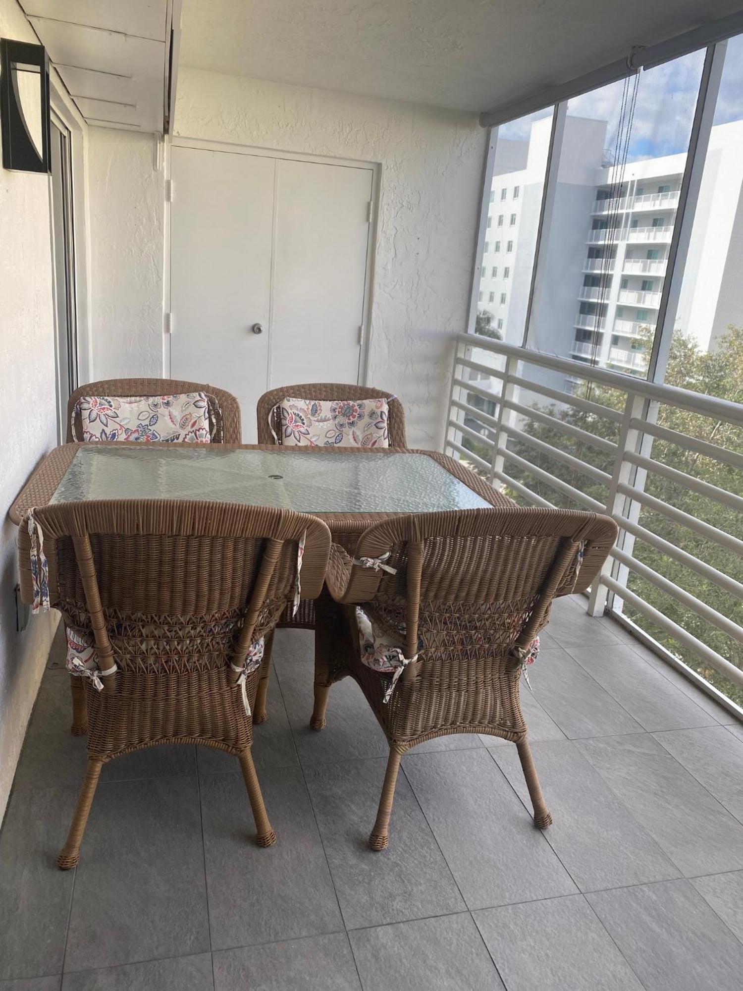 Le Frontenac Villa Sunny Isles Beach Buitenkant foto