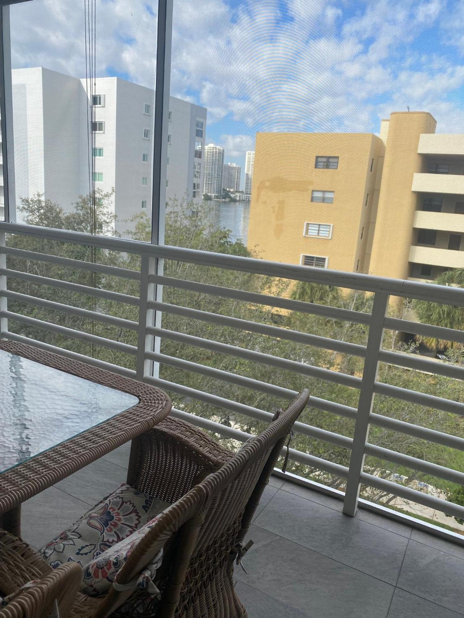 Le Frontenac Villa Sunny Isles Beach Buitenkant foto